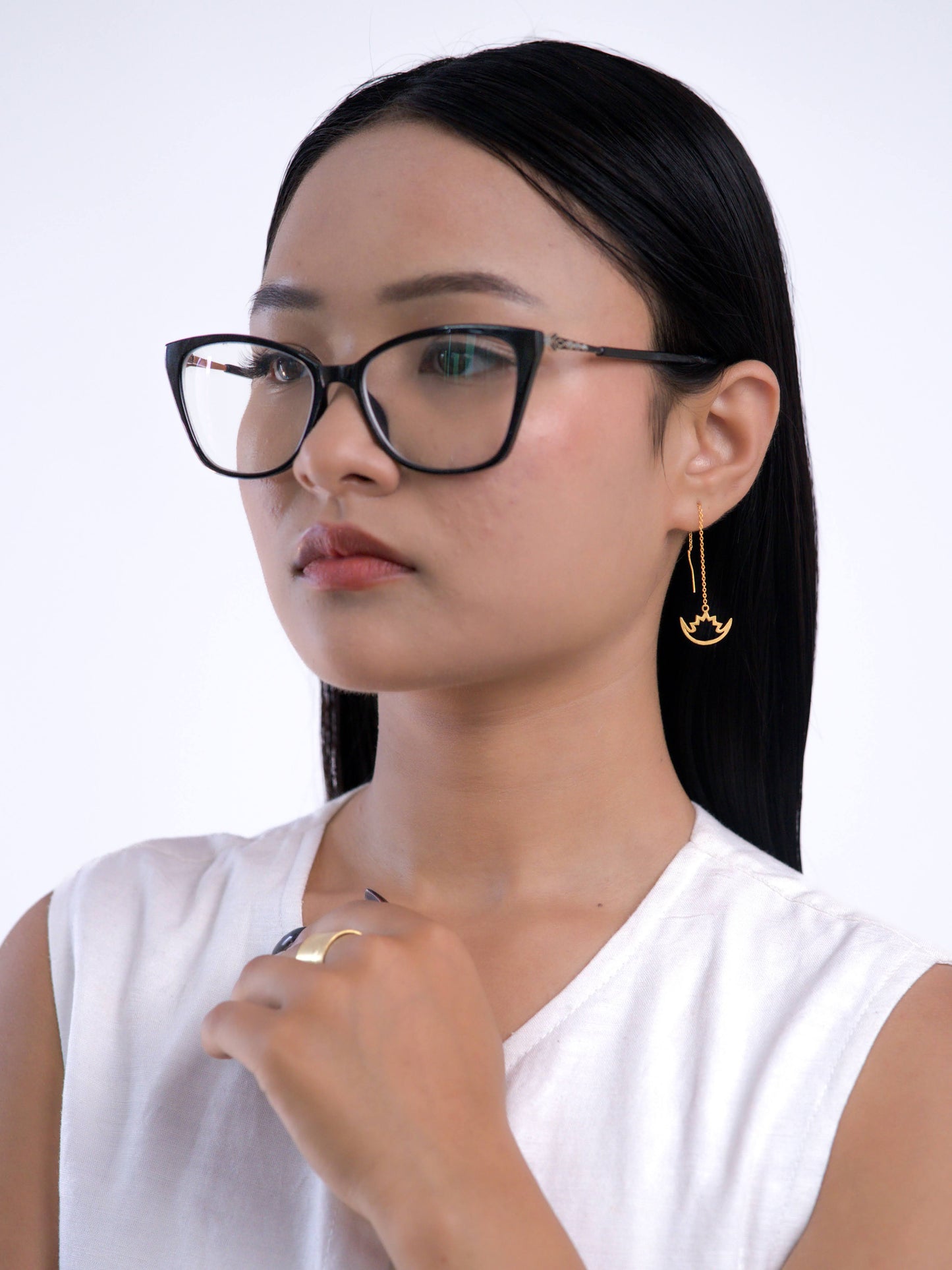 Chaya Thread Earrings