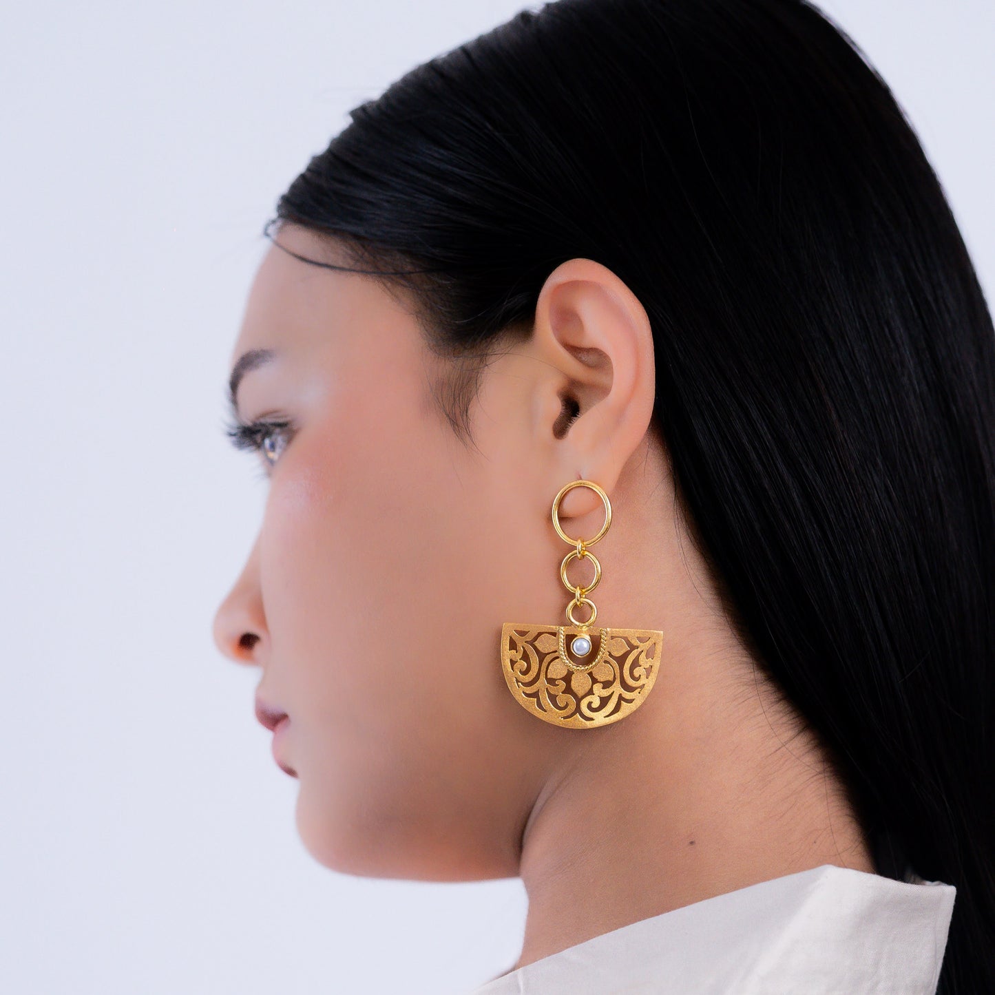 Luvo Earring