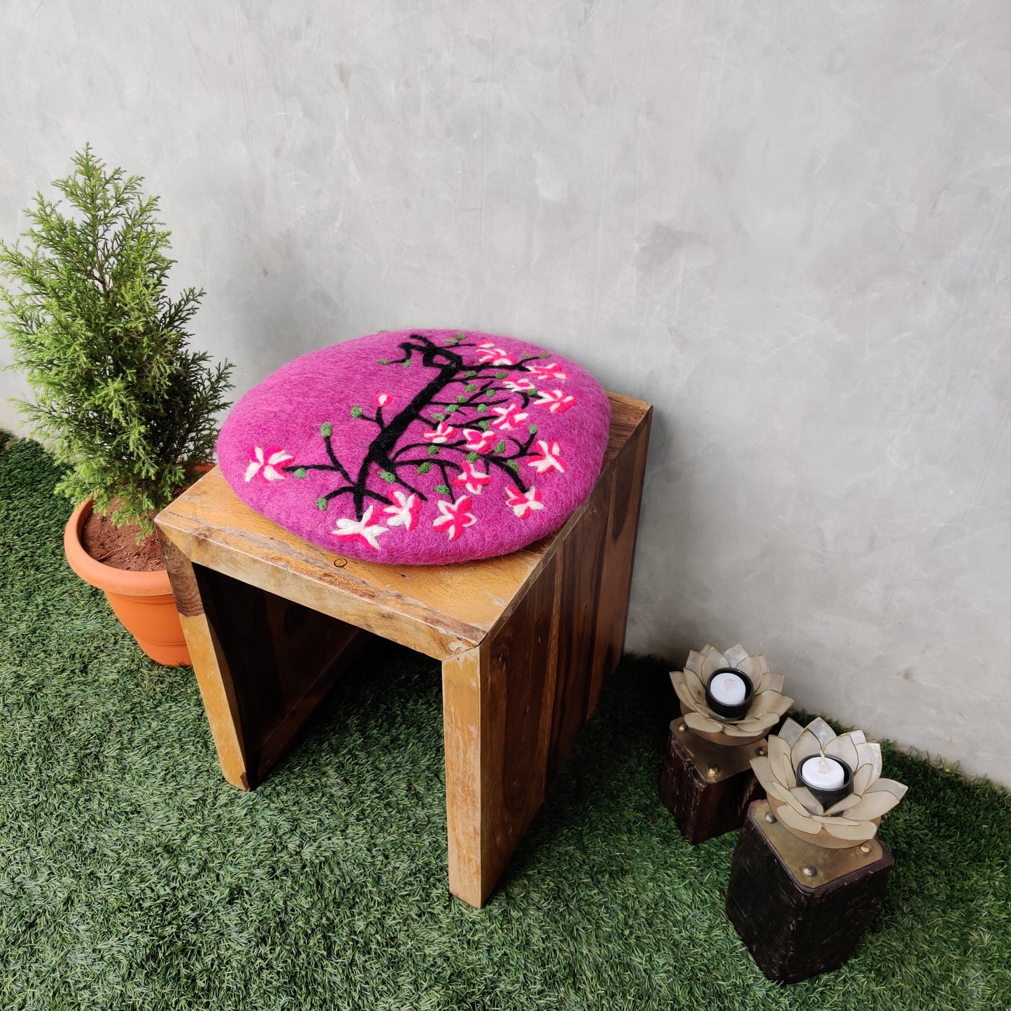 Felt Chair Cushion (L)