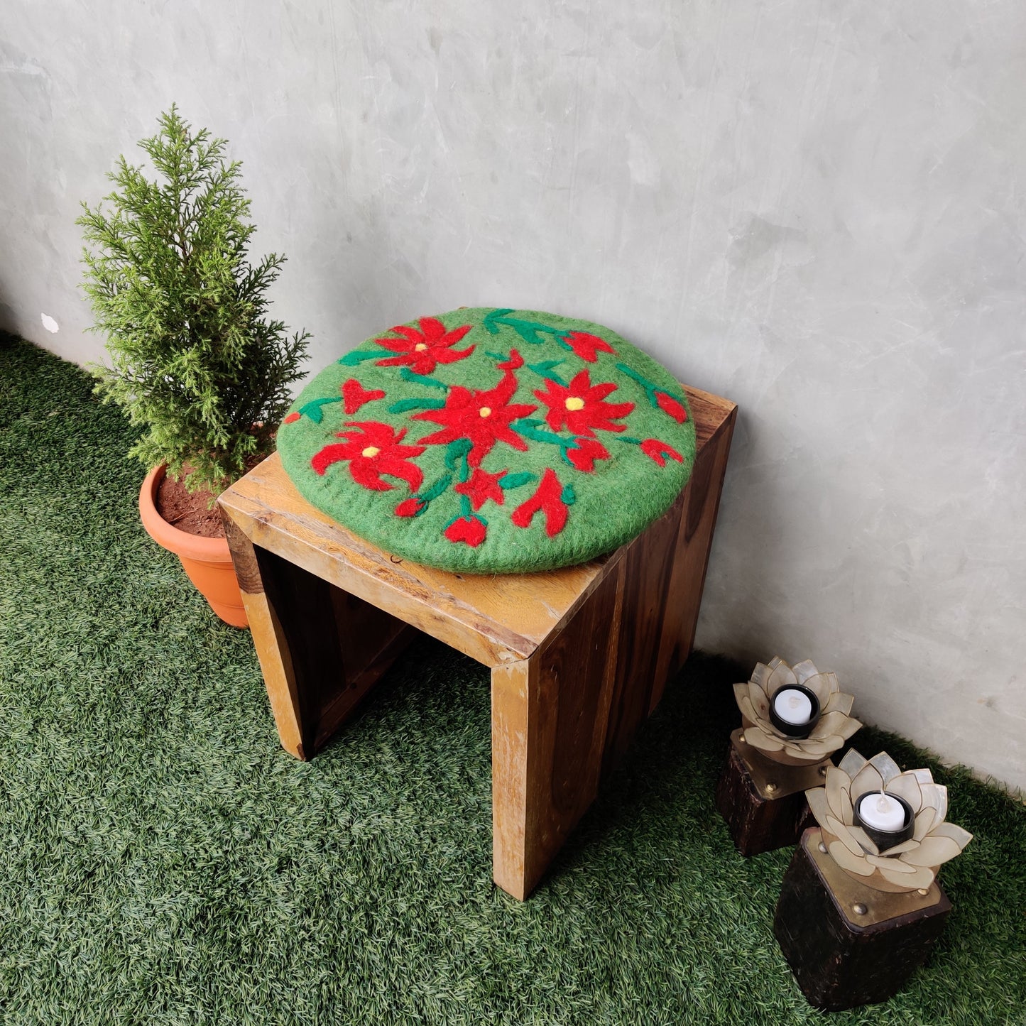 Felt Chair Cushion (L)