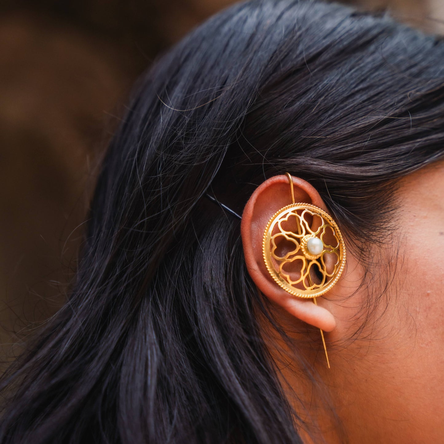 Manira Earcuff