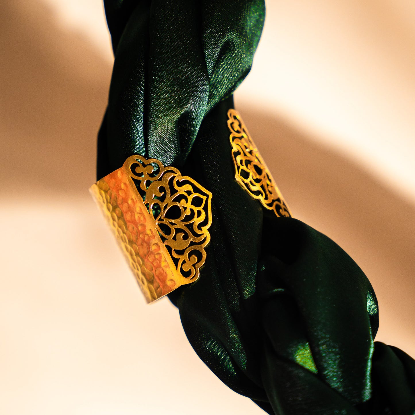 Darbare Cuff