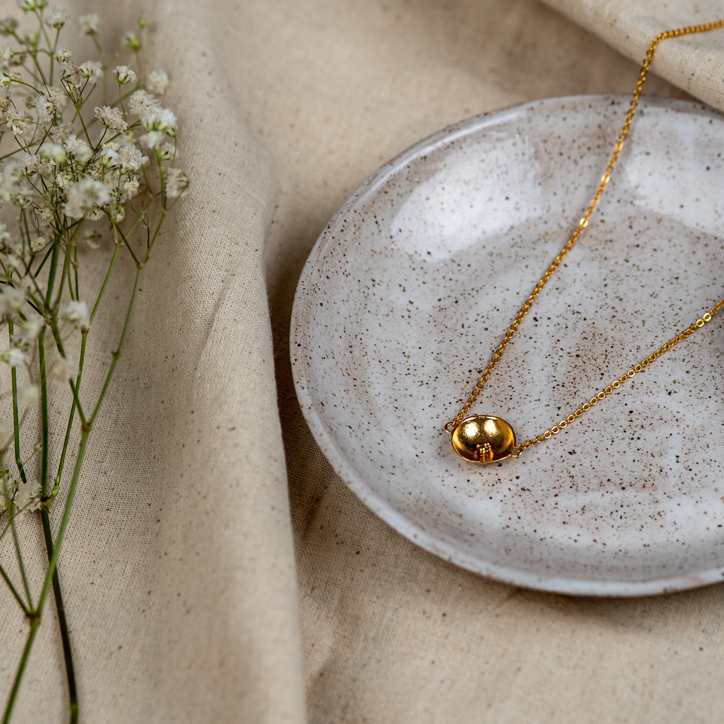 Phool Butta  Halo Necklace